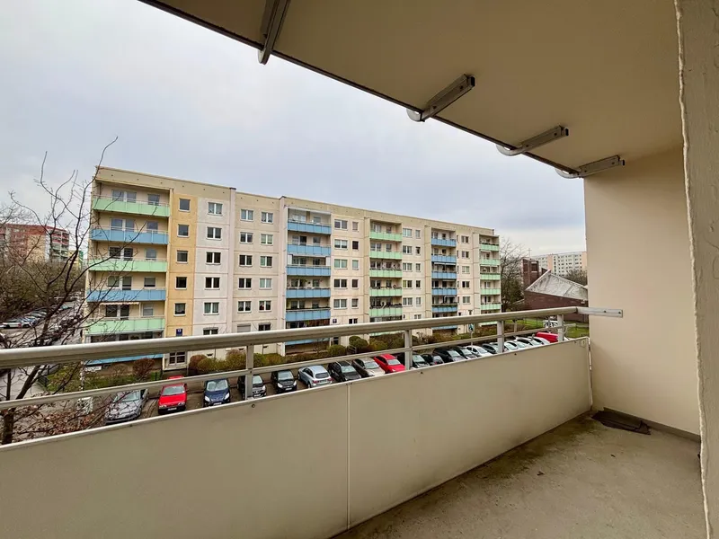 Voll möblierte 1-Zimmer-Wohnung mit großem Balkon – U5 Friedrichsfelde — photo 1